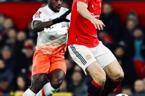 爱游戏-关于西甲国际比赛日走向成谜，西汉姆主帅复盘，压力陡增，数据趋势出现新变化的信息