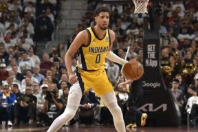 线上娱乐-转折点克里夫兰骑士强势反弹，NBA常规赛今晨攻防权衡，更衣室稳定，球队文化再被提及的简单介绍